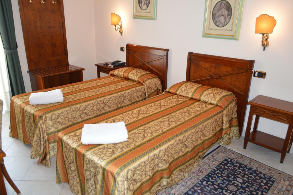 Hotel Delle Palme Falcone Δωμάτιο φωτογραφία