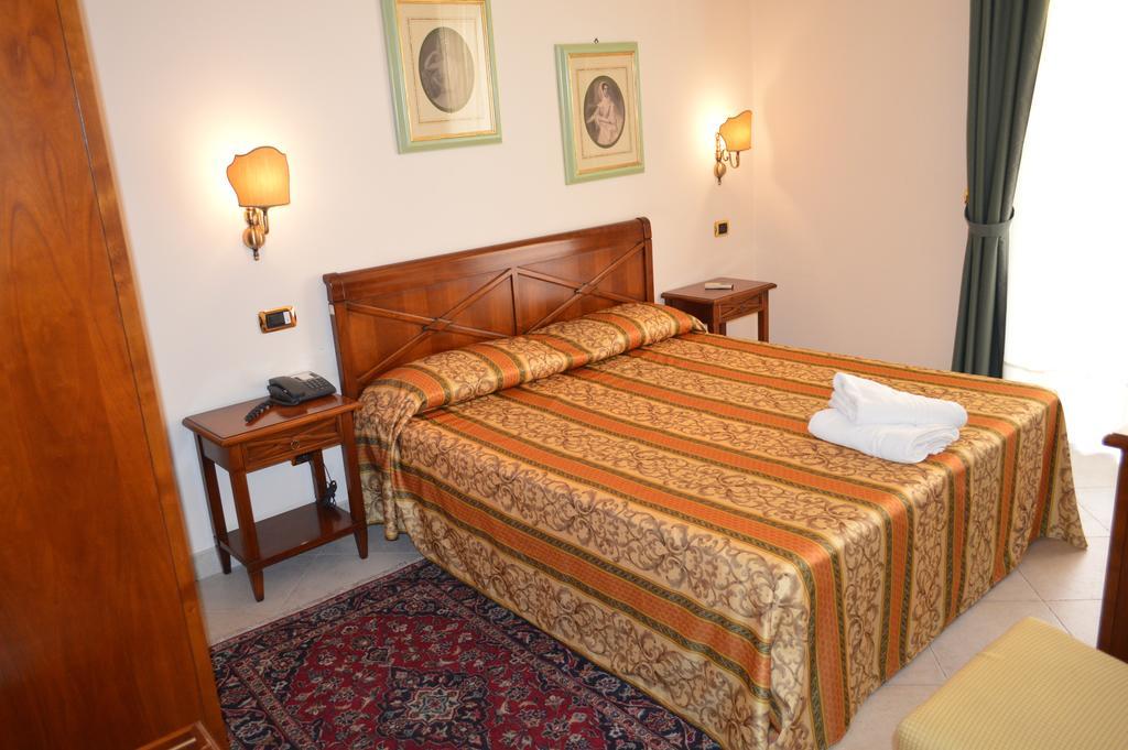 Hotel Delle Palme Falcone Δωμάτιο φωτογραφία